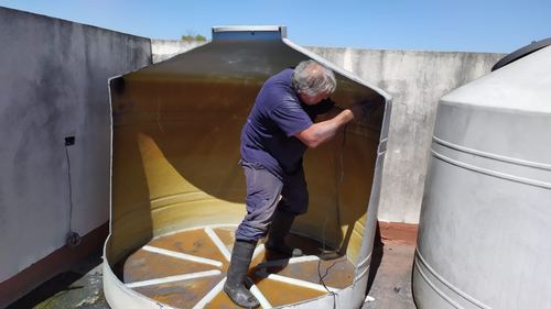 Corte de tanque averiado para su reemplazo 1