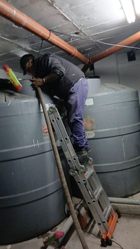 Limpieza y desinfección de tanque de agua 5
