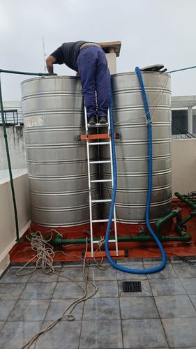 Limpieza y desinfección de tanque de agua 7